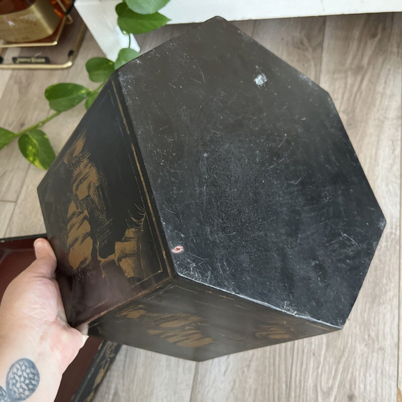 Vintage Japanese Large Lidded Lacquer Box Hat Storage Waterfall Mountain Octagon - Picture 5 of 6